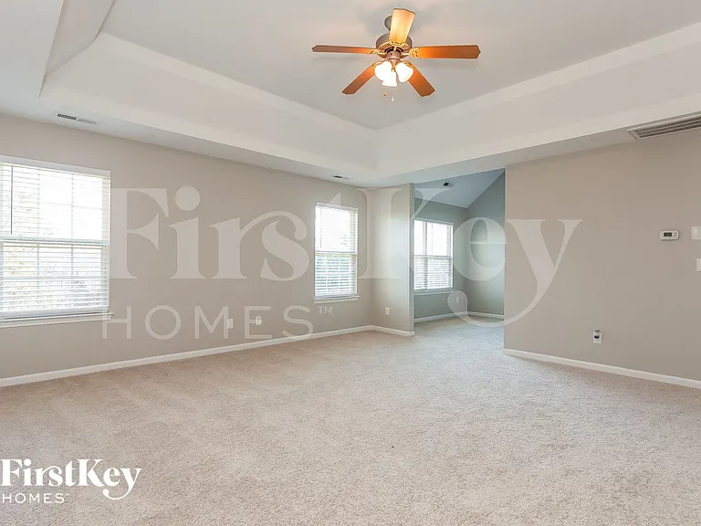 8524 Ridgeline Ln — Photo 6