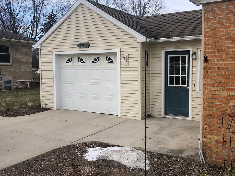 2nd image of 8563 Freeland Ave SW