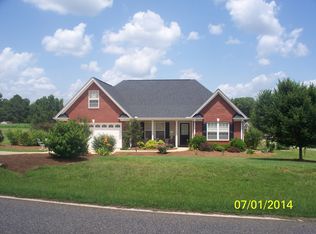 107 Dillard Rd, Duncan, SC 29334