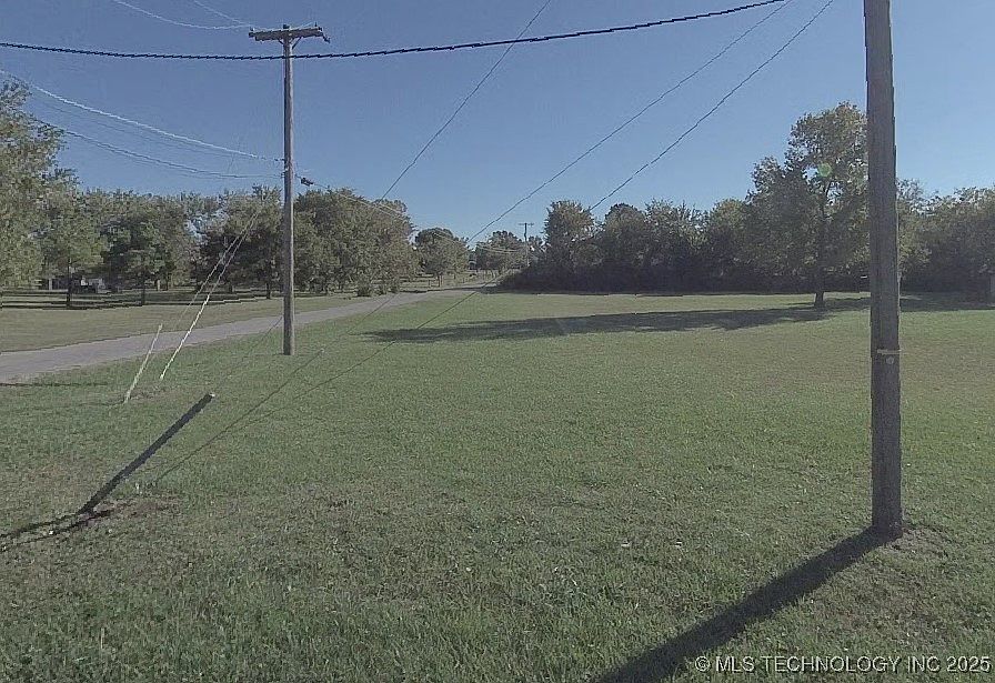 1st image of 10318 N 124th East Ave