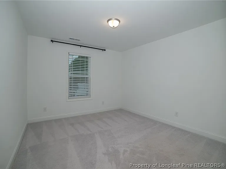 212 Stafford Ave — Photo 47