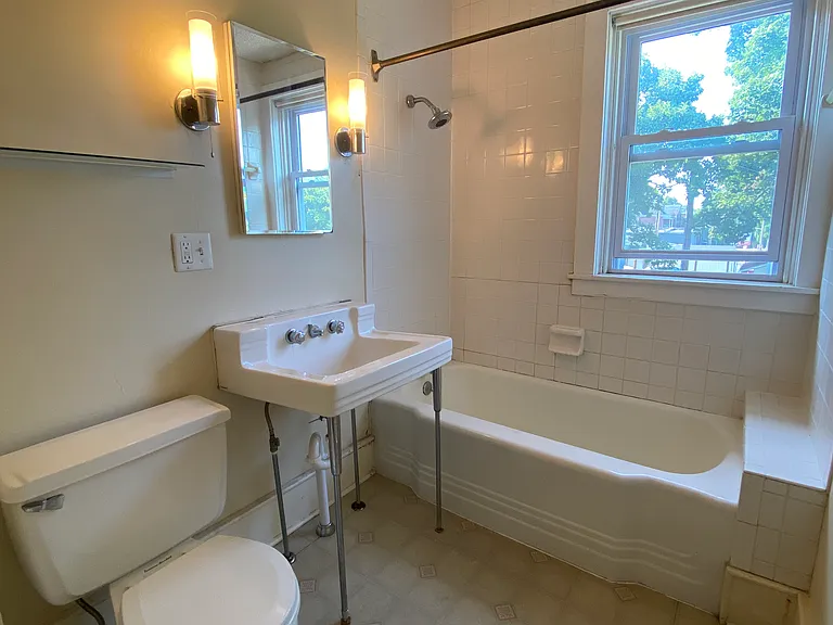 22 Walnut St — Photo 22