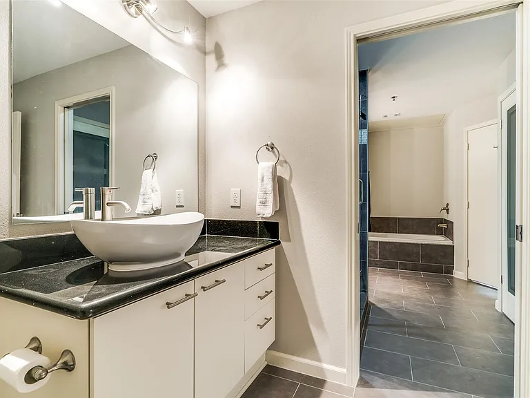 4611 Travis St #808A — Photo 9