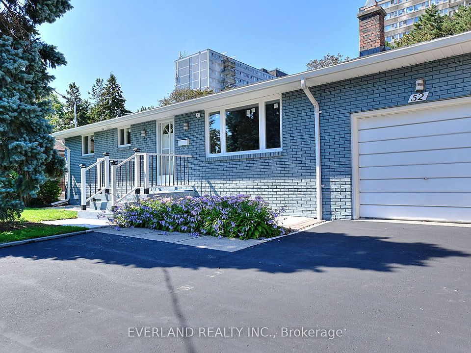 1st image of 52 Fairglen Ave