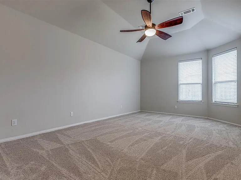 1420 Cockatiel Dr — Photo 4