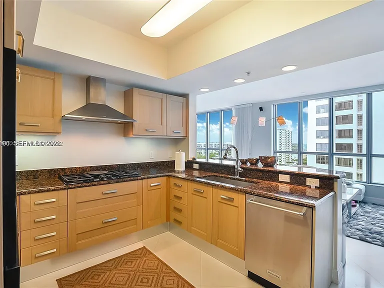 3535 S Ocean Dr #1006 — Photo 11