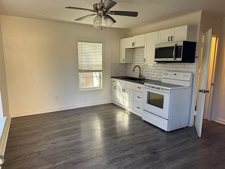 1303 Fannin St — Photo 9