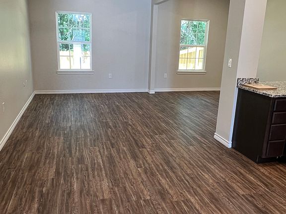 4th image of 145 Village North Cir #145