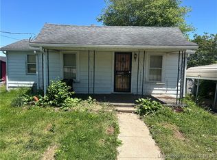 905 N Locust Street, Salem, IN