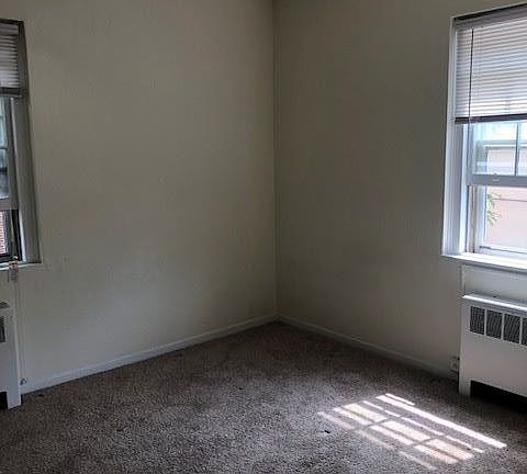 5th image of 673 Franklin Pl APT B-c
