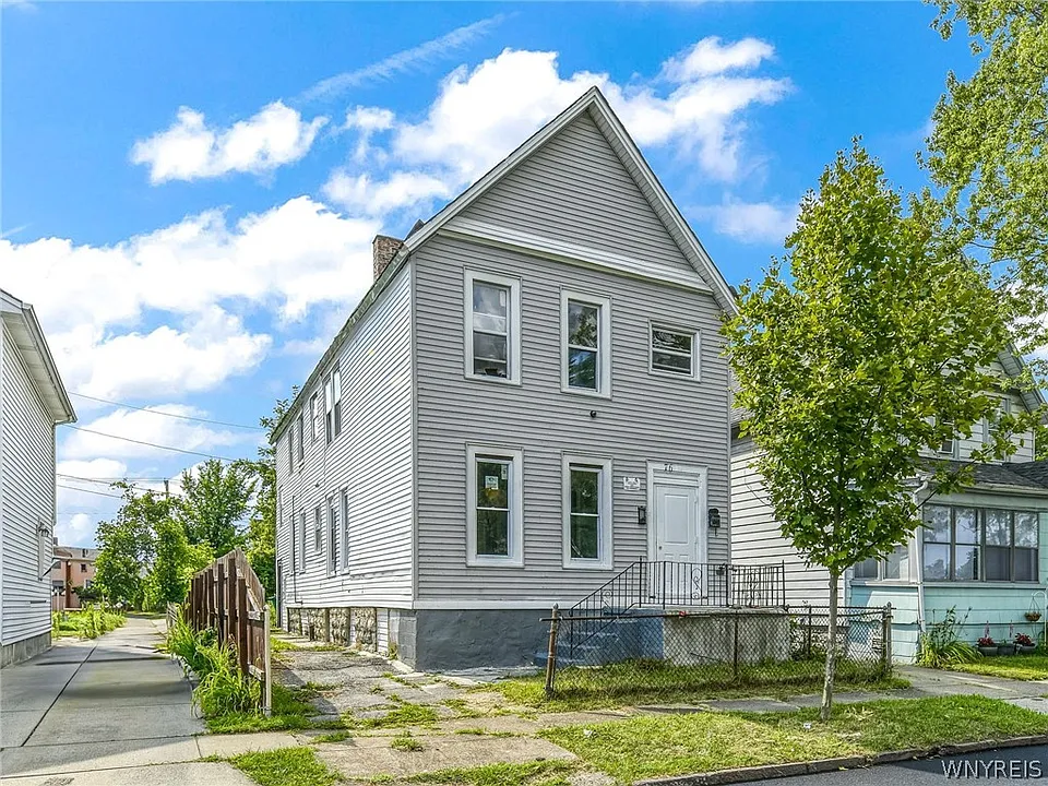 76 Chester St #1