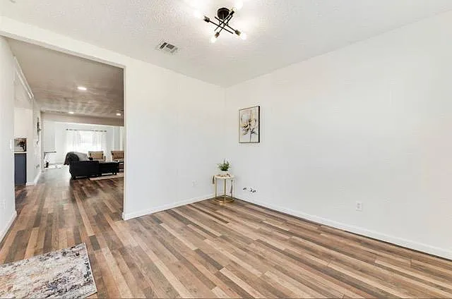 12213 Sylvester Dr — Photo 36