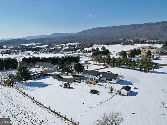 4th image of 8284 Back Rd