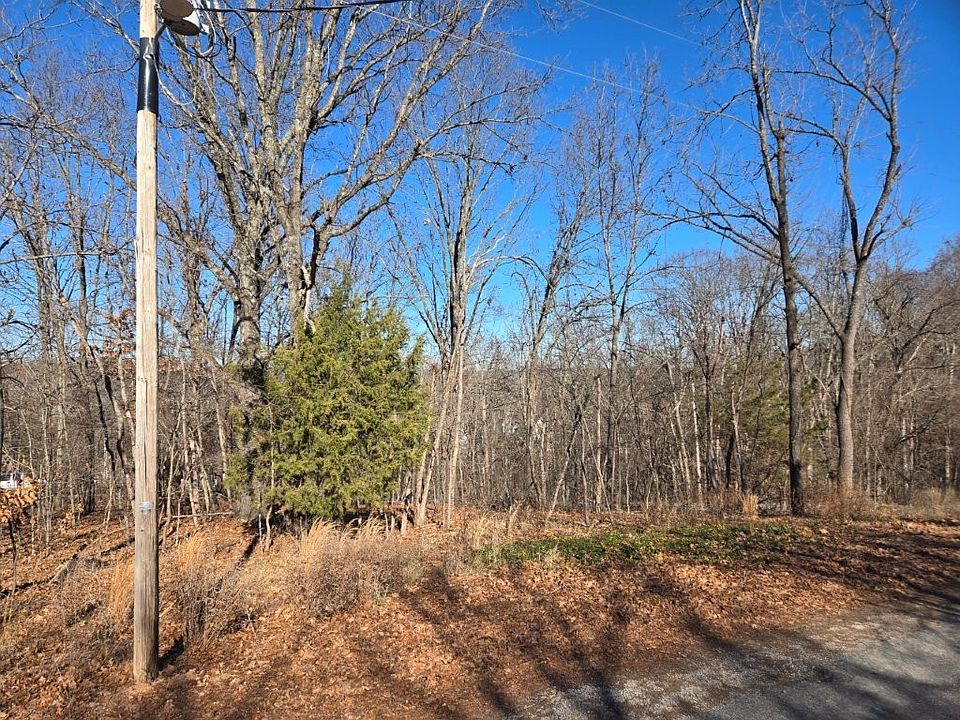 2nd image of 19 Pimlico Dr