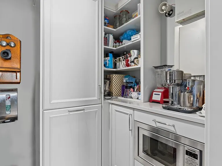 1281 Cordova St W #804 — Photo 26