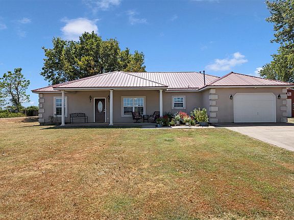 2nd image of 20233 E 570th Rd