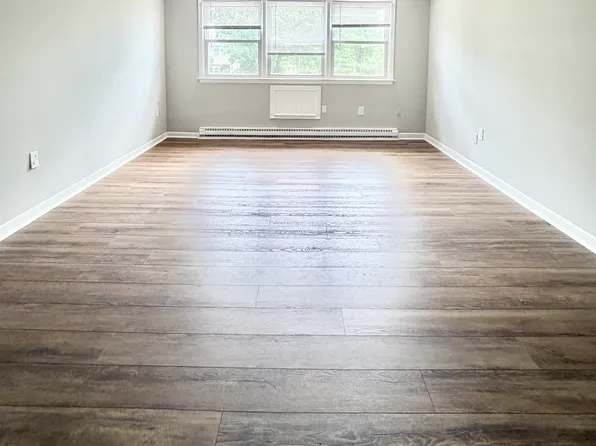 43-45 Barnes Ave #C3, New Haven, CT 06513