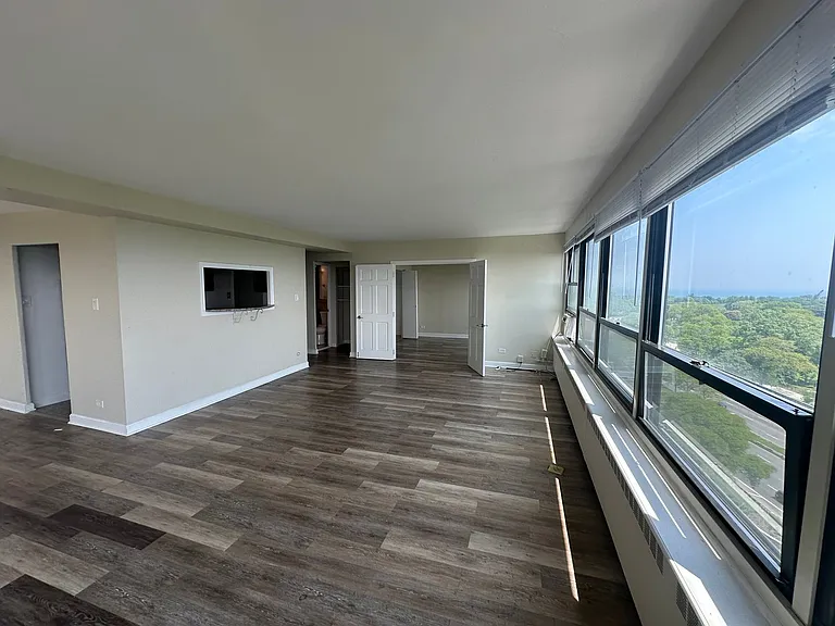 4180 Marine Terrace Apartments — Photo 223