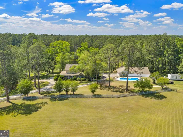 87 Georgia Ave, Adrian, GA 31002