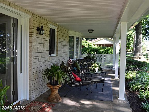 2nd image of 28812 Greenberry Dr