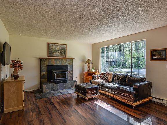 4th image of 14706 447th Ave SE