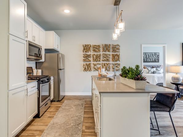 2511 Watermark Ter #C220