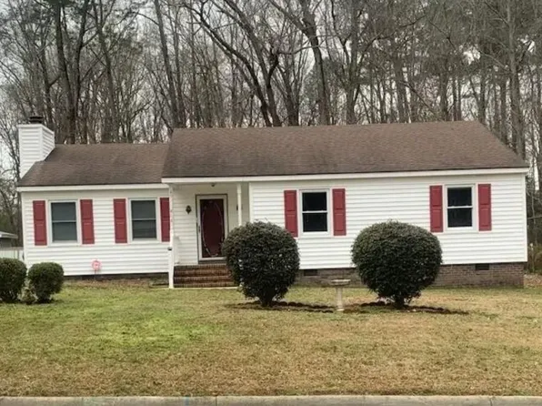 912 Pamela Ln, Rocky Mount, NC 27803