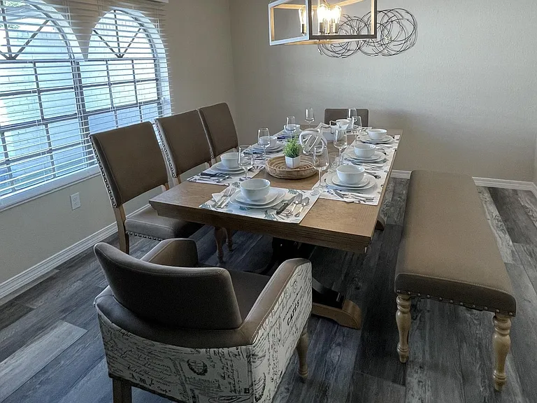 3305 Bayou Blvd — Photo 13