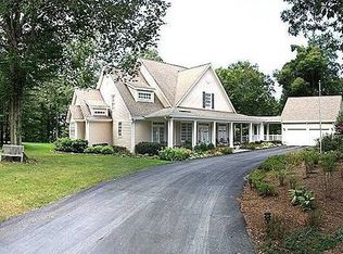 8599 Springs Dr, Warrenton, VA 20186