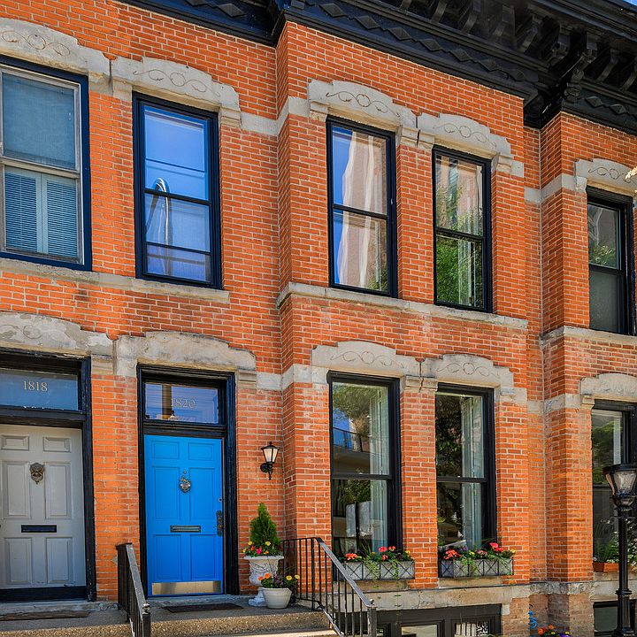 1st image of 1820 N Lincoln Ave