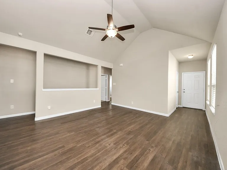 17630 Holroyd Rd — Photo 7