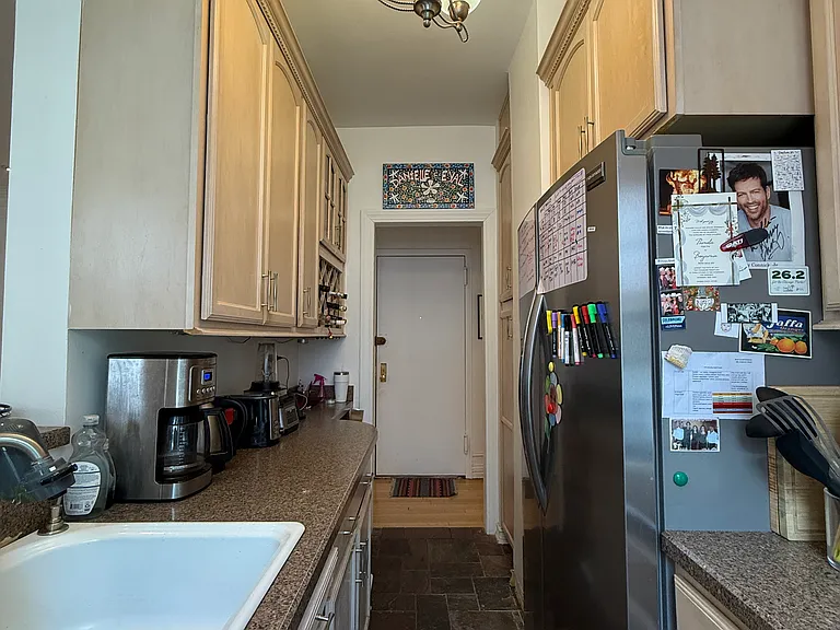 114 Clinton St #4D — Photo 11