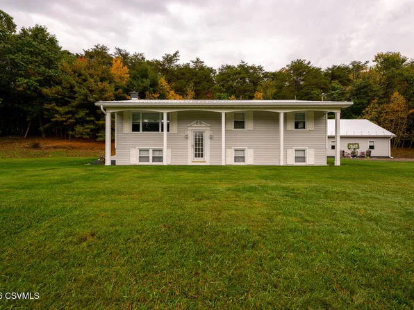 213 Stouts Rd, Nescopeck, PA 18635
