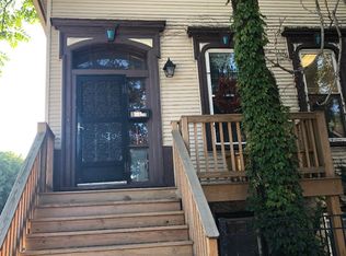 831 N May St APT 1F, Chicago, IL 60642