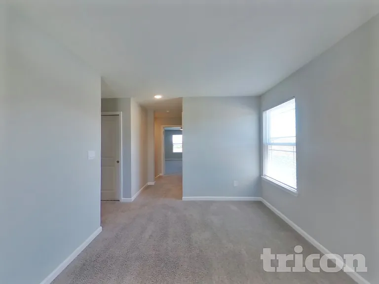 1658 Fairmount Dr — Photo 14