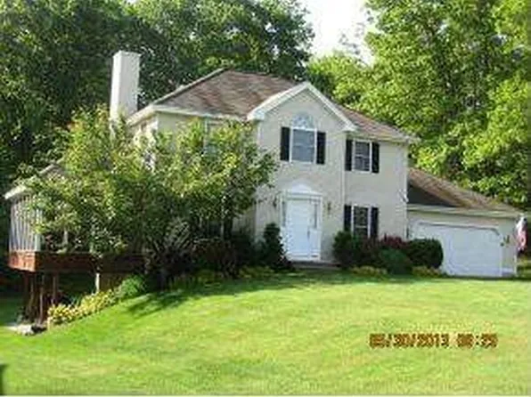 9 Glencliff Way, Nashua, NH 03063