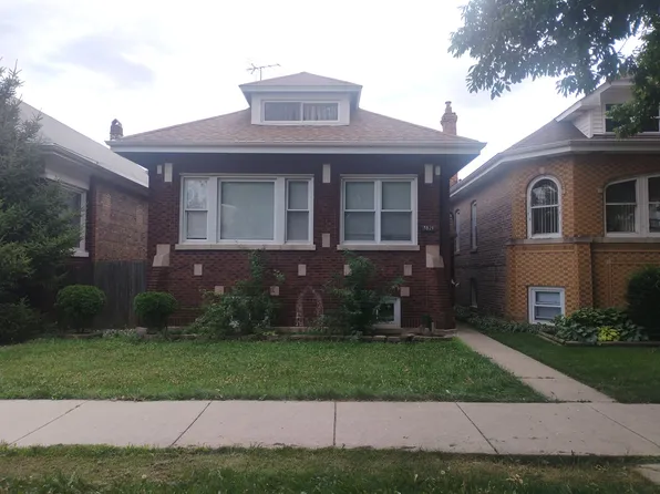 5829 S Sawyer Ave, Chicago, IL 60629