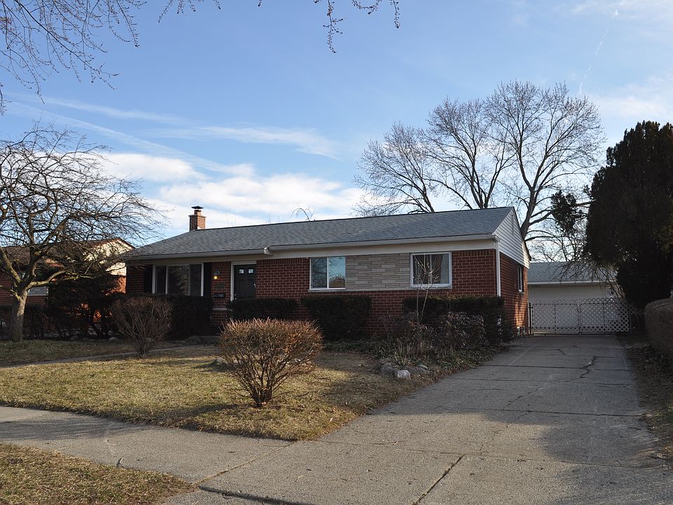 1st image of 40266 Lafayette Dr