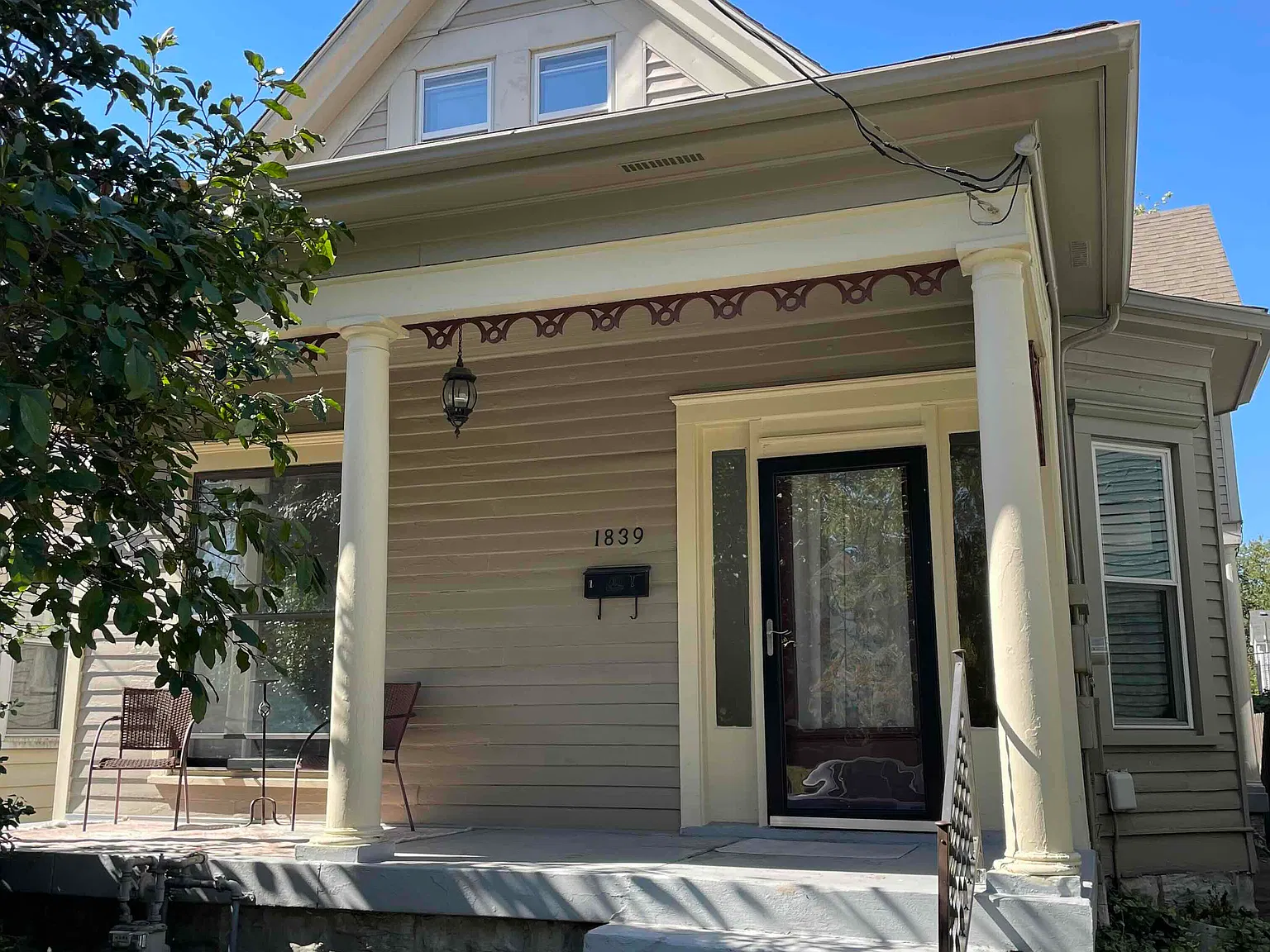 2 bed, 1100 sqft, $1,500 — Photo 1