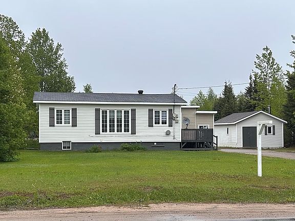 2nd image of 20 Pleasant Street