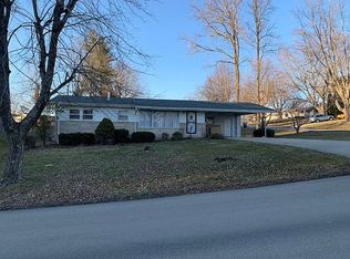 127 Edgewood Dr, Bedford, IN 47421