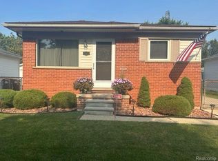 12629 Huron St, Taylor, MI 48180