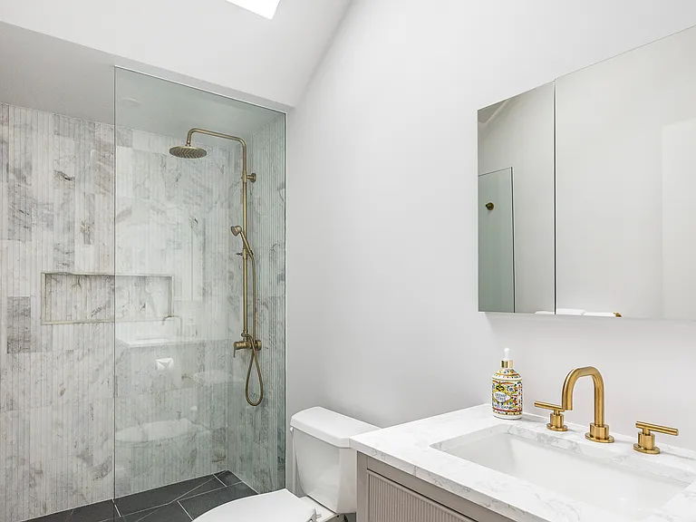 24 Potato Barn Rd — Photo 32