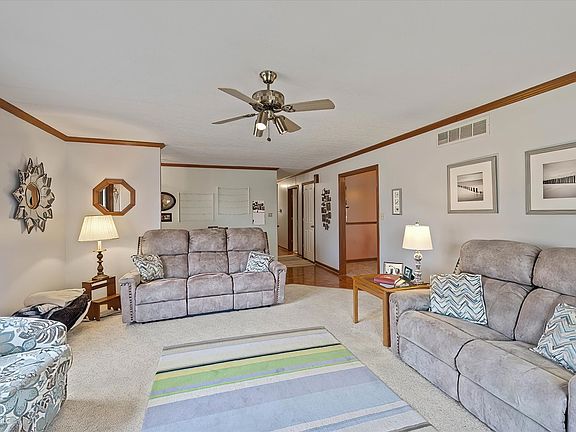 4th image of 7291 E Spring Lake Rd