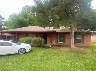 351 E Academy St, Canton, MS 39046