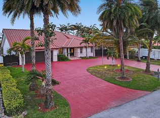 9724 NW 27th Ter, Doral, FL 33172