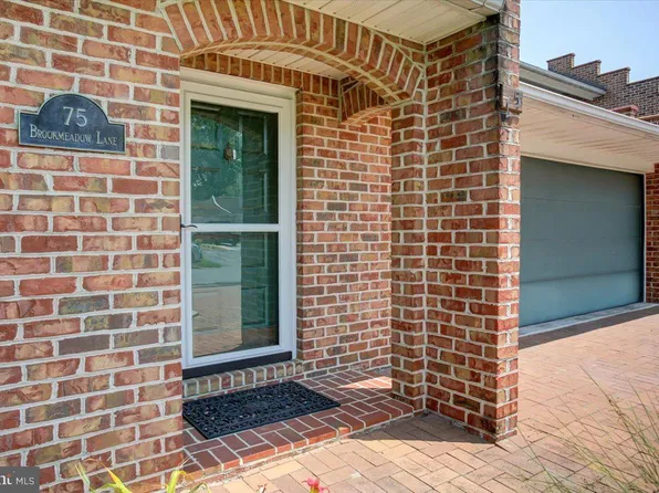 75 Brookmeadow Ln, Chambersburg, PA 17201