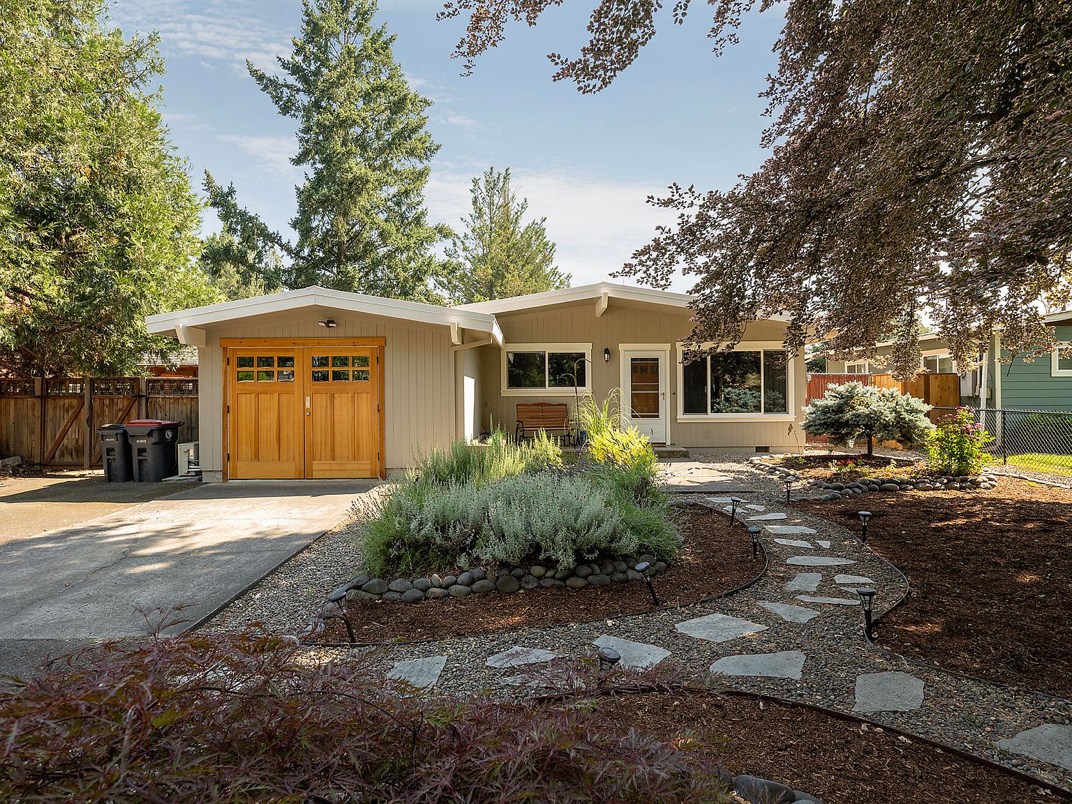 3385 Perrydale Ct Medford OR 97501 Zillow