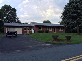 1221 Orchard Rd, Lititz, PA 17543