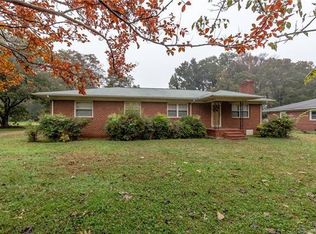 6223 Lakefill Rd, Charlotte, NC 28212